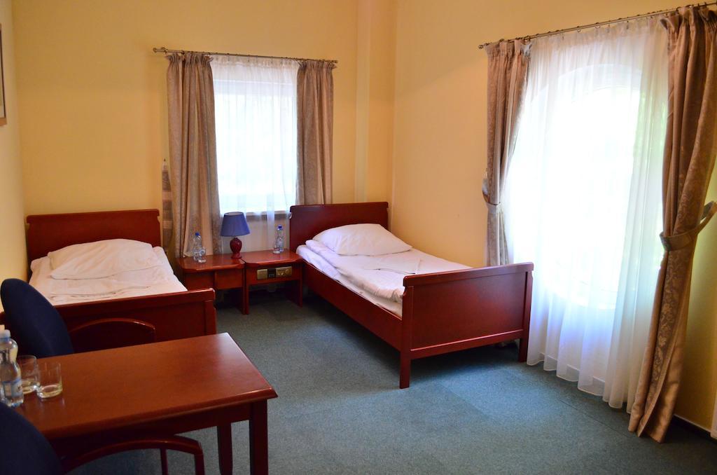 Hotel Mikorzyn Slesin  ห้อง รูปภาพ