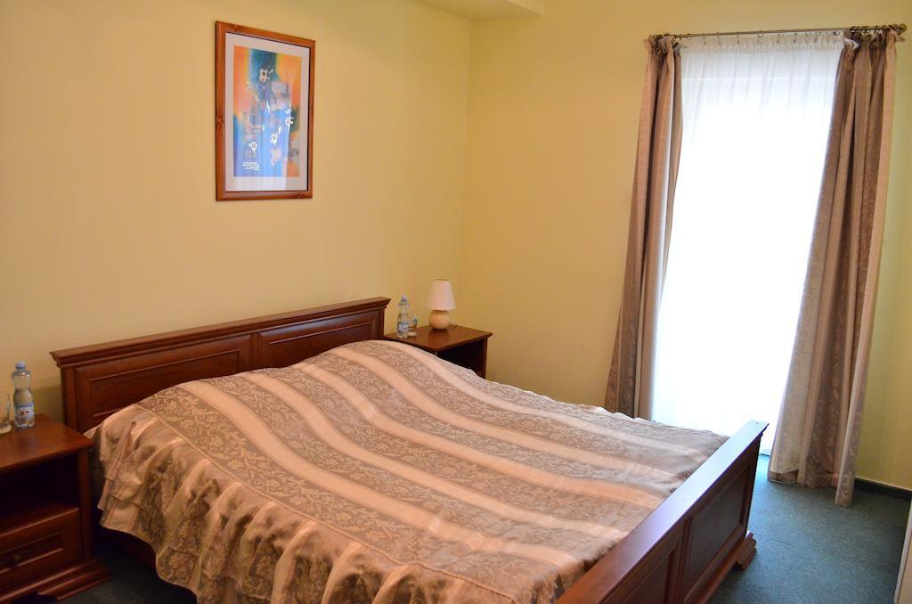 Hotel Mikorzyn Slesin  ห้อง รูปภาพ